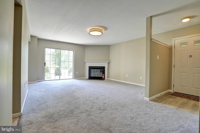 Photo - 325 Westridge Cir
