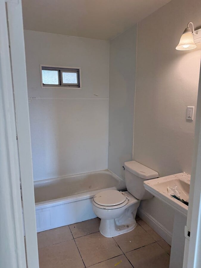 Photo - 2804 Horace Mann Ct Unidad 2806 Horace Mann Ct