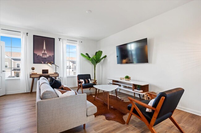 Photo - 191 Clifton Mnr