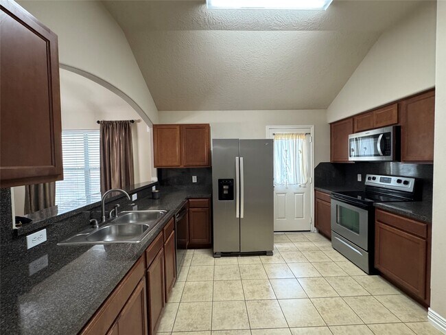 Photo - 10738 Plum Dale Way