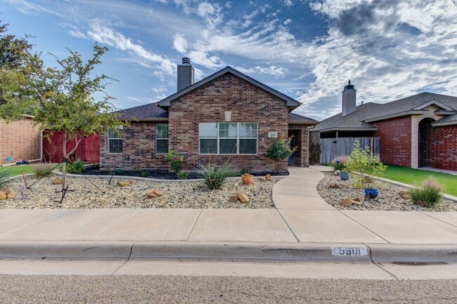 Photo - Garden Home In Cooper West