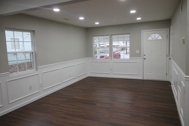 Photo - 4805 Toledo Ct