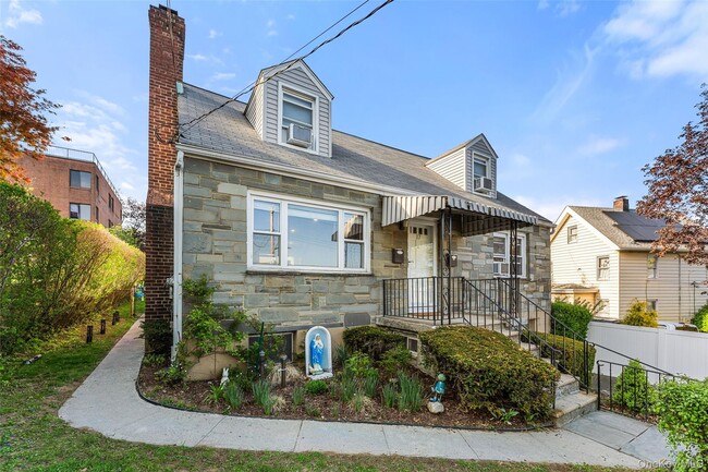 Photo - 17 Terrace Ave