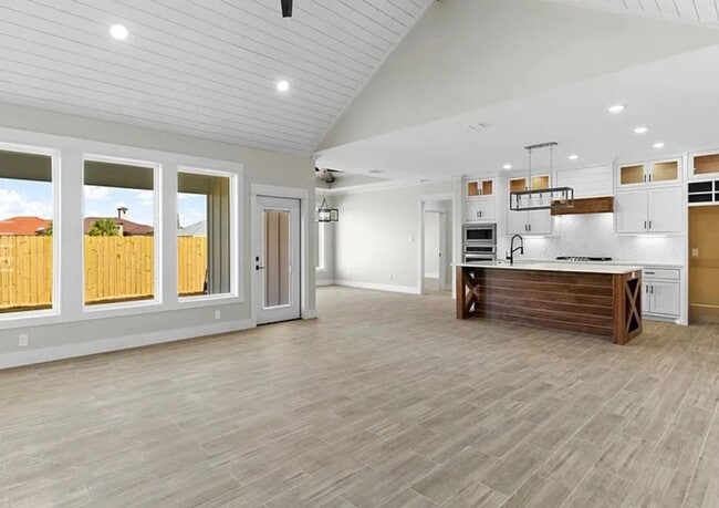 Photo - For Rest Holiday Special