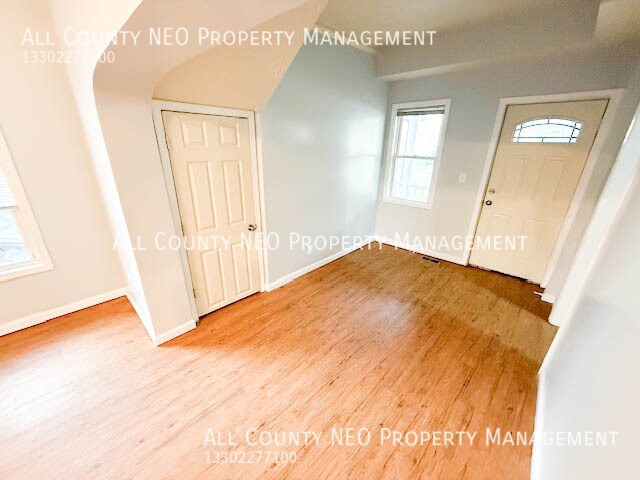 Photo - 470 Allyn St Unidad 1