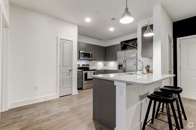 Kitchen - Linz Holly Springs Rental