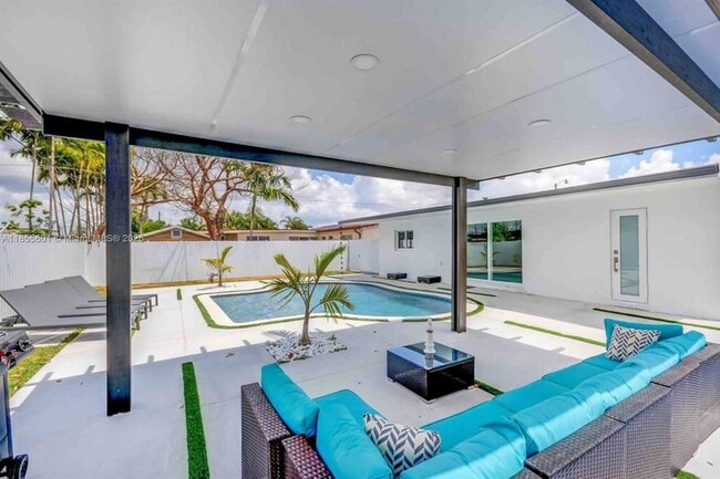 Photo - 3530 SW 104th Ave