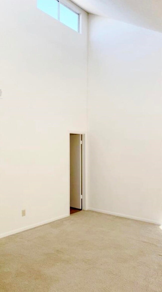 Photo - 11203 Shannon Hills Dr