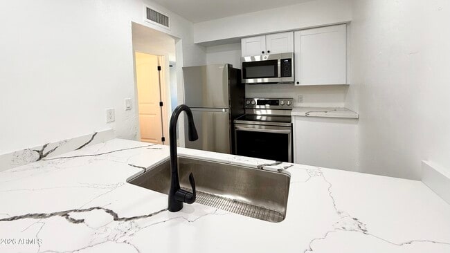 Photo - 2739 E Tamarisk Ave Unit 1