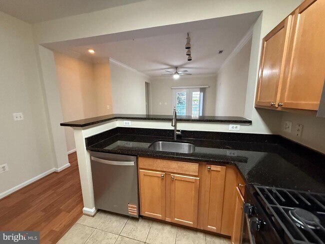 Photo - 12000 Market St Unit 114