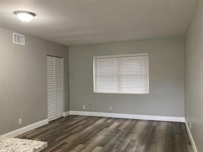 Photo - Newly Updated Apartments - Affordable and ... Unit A-105