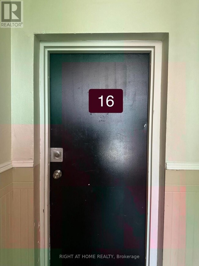 Photo - 220 Ashland Ave