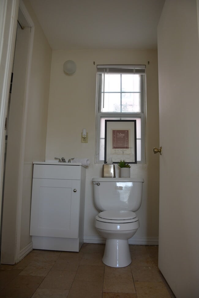 Photo - 1111 Terrace Ct