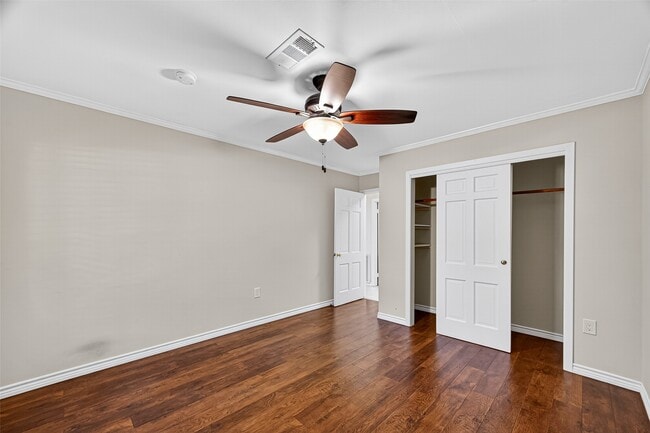 Photo - 5150 Jason St