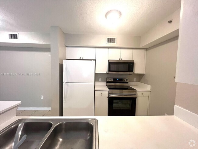 Building Photo - 15422 SW 284th St Unit 7201 Rental