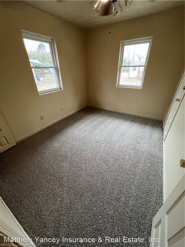 3 br, 1 bath House 2100 Magnilia Bend Rental For Rent in Van Buren, AR