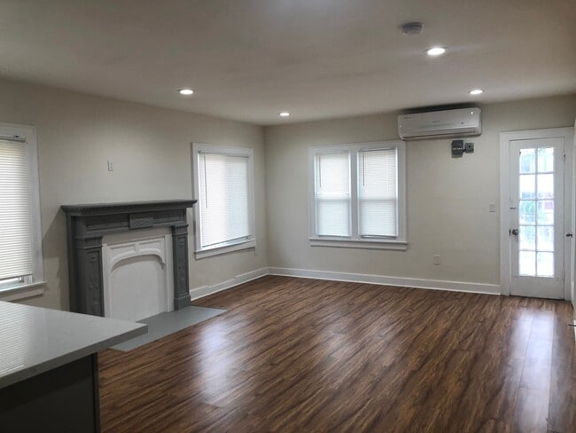 Photo - 258 S Alexandria Ave Unidad 258