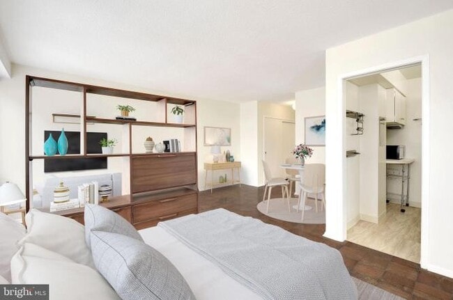 Photo - 5500 Friendship Blvd Unit 2102N