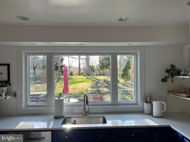 Photo - 1329 N Ivanhoe St