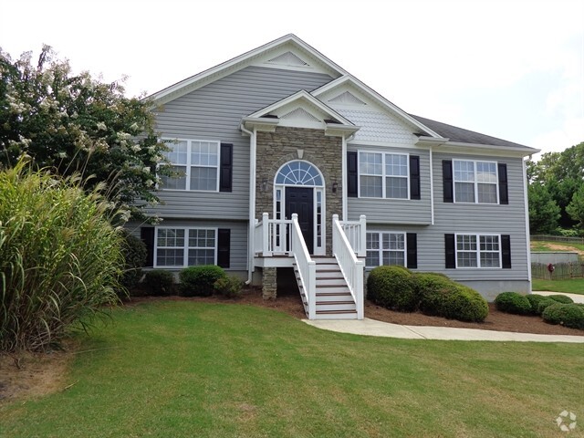 Building Photo - 39 Dunleith Dr Rental
