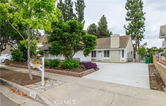 Photo - 4866 Rochelle Ave