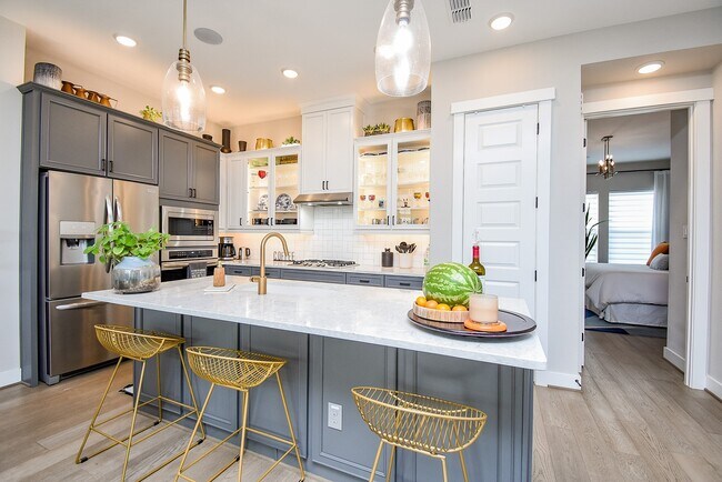 Photo - 10914 Brambling Wood Dr