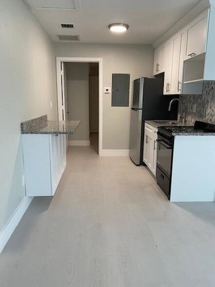 Photo - 3260 Hi St Unit B