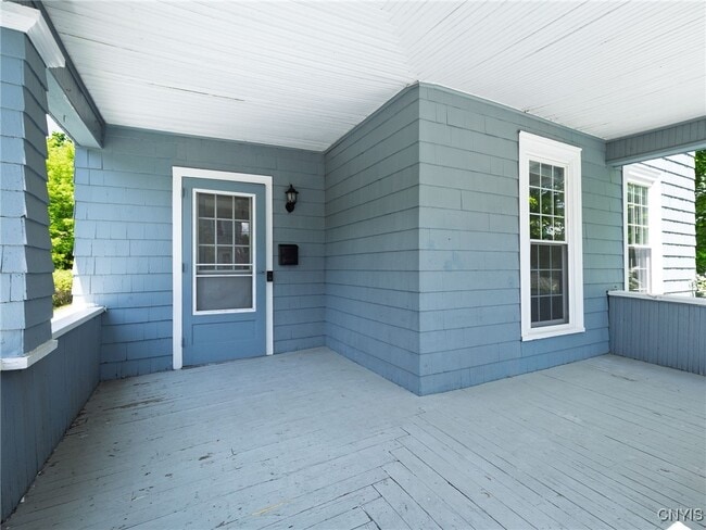 Photo - 427 East Ave