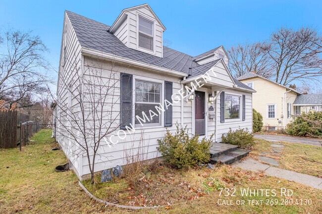 Photo - 732 Whites Rd