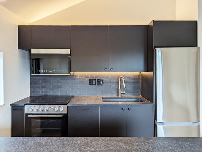 Photo - 3916 N Missouri Ave Unidad 3916 N Missouri Ave #B