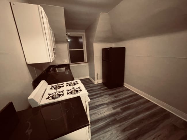 Photo - 141 S Bryant Ave Unit 3