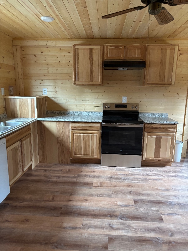 Photo - 49144 Shadura Rd