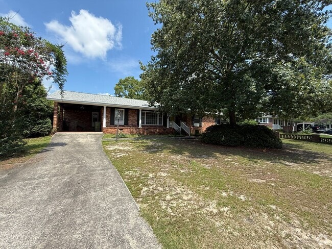 Building Photo - 940 Gabriel Rd Rental