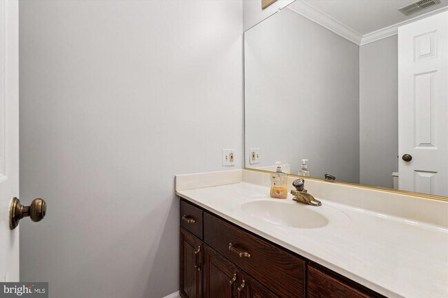 Photo - 6267 Masefield Ct