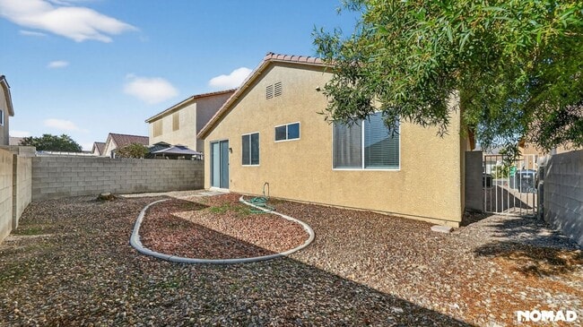 Photo - 1903 Giant Pine Ave