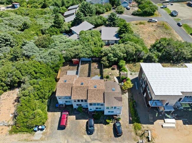 Photo - 946 Ocean Shores Blvd SW Casa Adosada