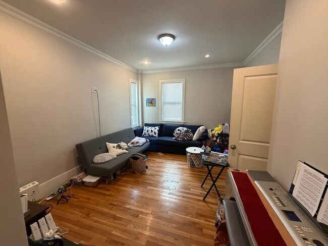 Photo - 66 Mozart St Unit 2