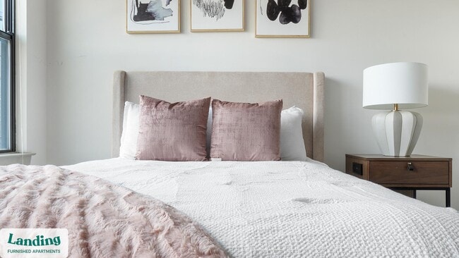 Photo - 930 Howell Mill Rd NW Unit 1316