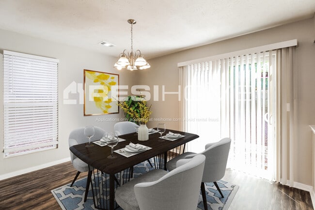 Photo - 770 Brittany Ct