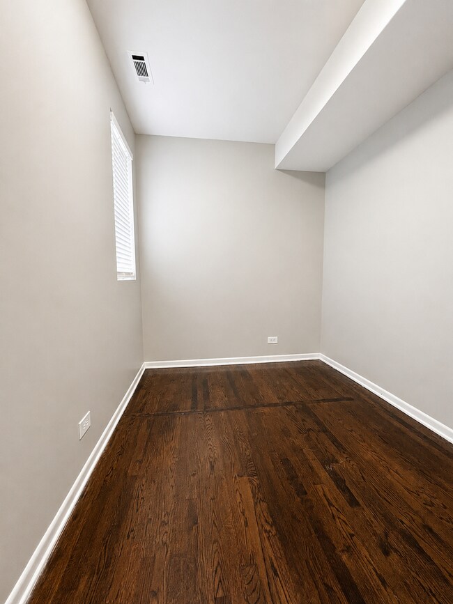 1235 S Kolin Ave Unit 1