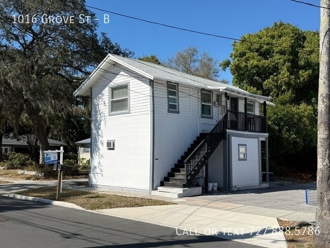 Photo - 1016 Grove St Unit B