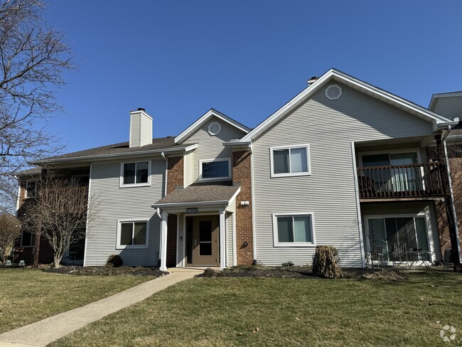 Building Photo - 6620 Green Branch Dr Unit 8 Rental