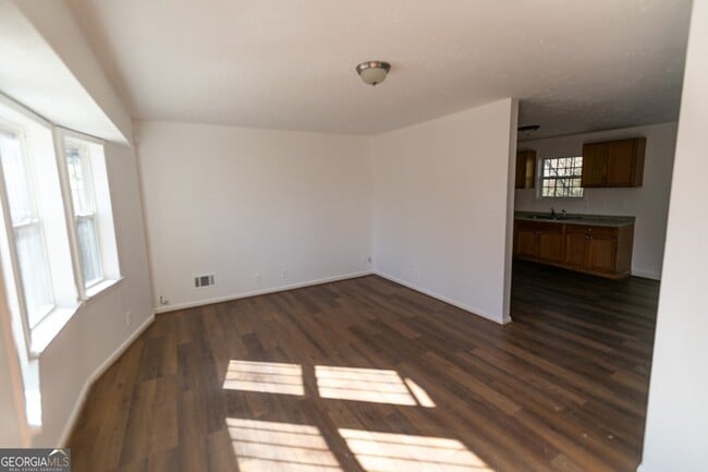 Photo - 2761 Rockdale Dr