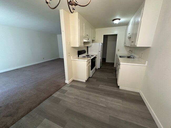 Photo - 2 bedroom 2 bath, large patio deck, commun... Unit 16