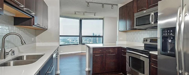 37th Floor View! - 187 N Westshore Dr Apartment Unit 3702