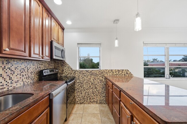 Kitchen - The Apex Residence