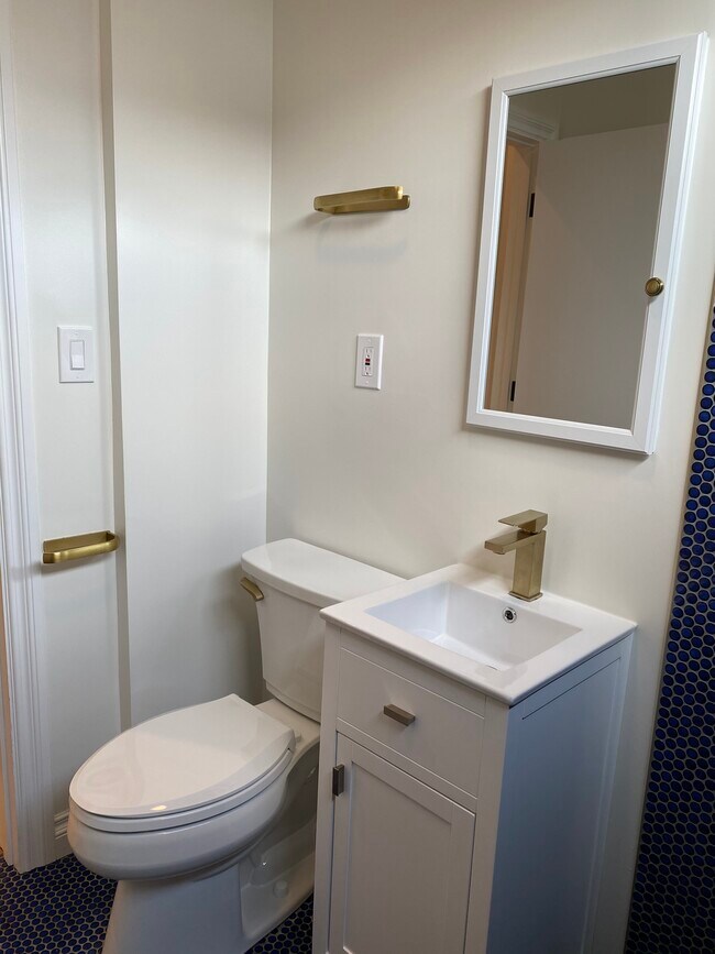 Photo - 800 Lucile Ave Unidad 802