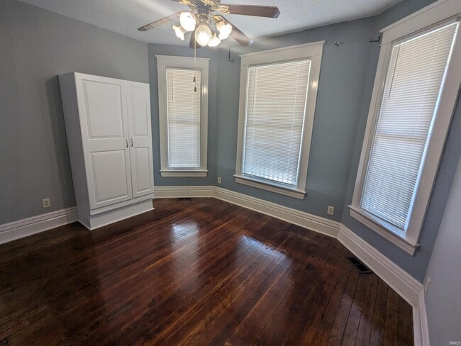 Photo - 1332 Swinney Ave