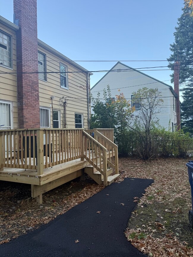 Photo - 874 Ravine Dr