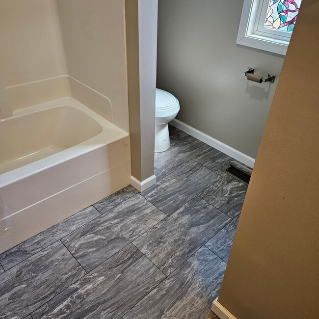 Photo - 443 2nd Ave N